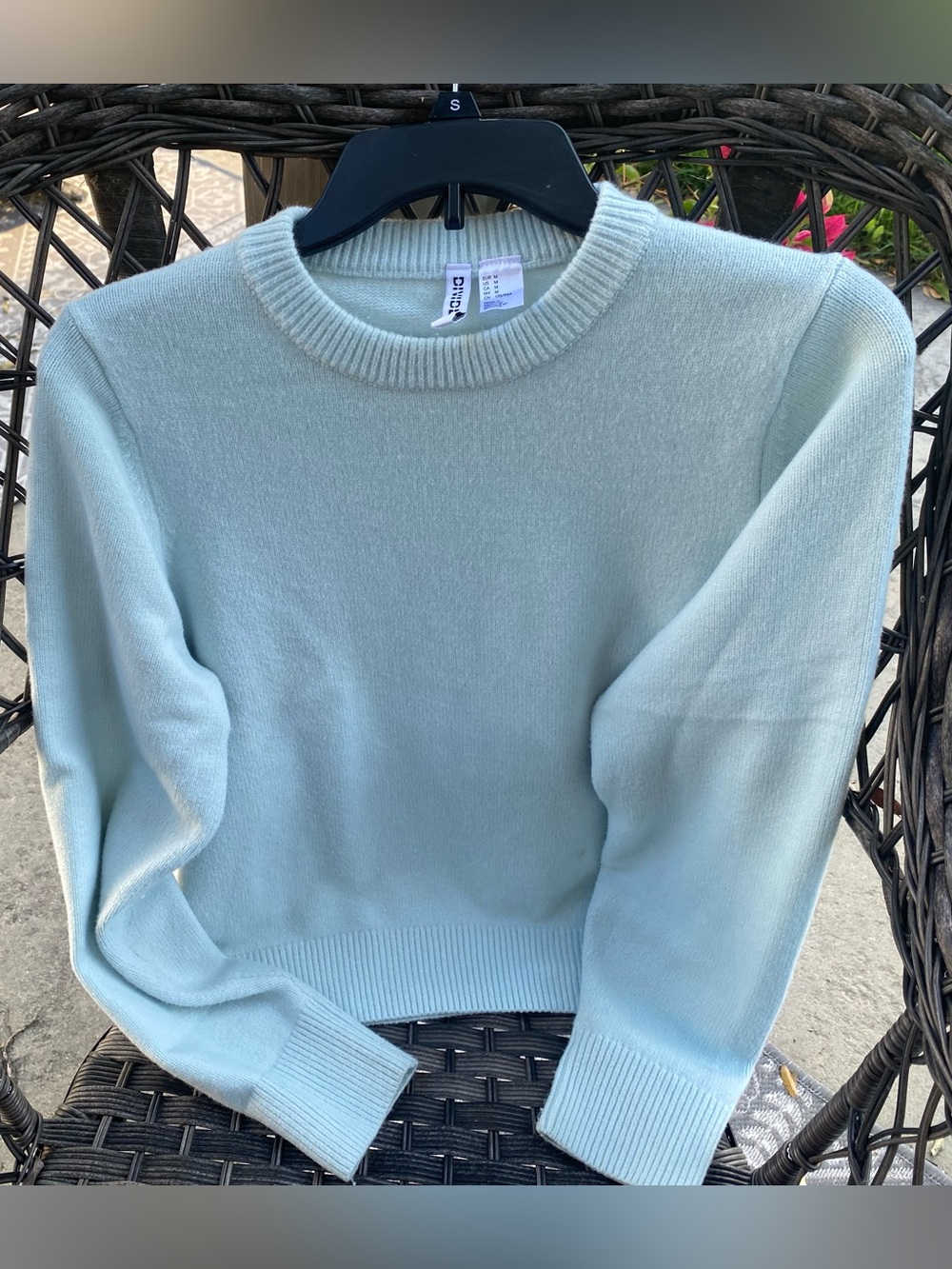 Divided By H&M Crewneck Sweater SZ M